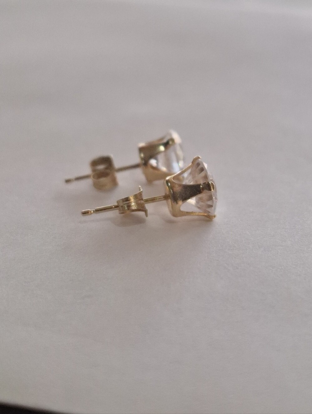 14K Gold CZ Solitaire Stud Earrings 6.4mm Round Basket Set - Picture 2 of 10